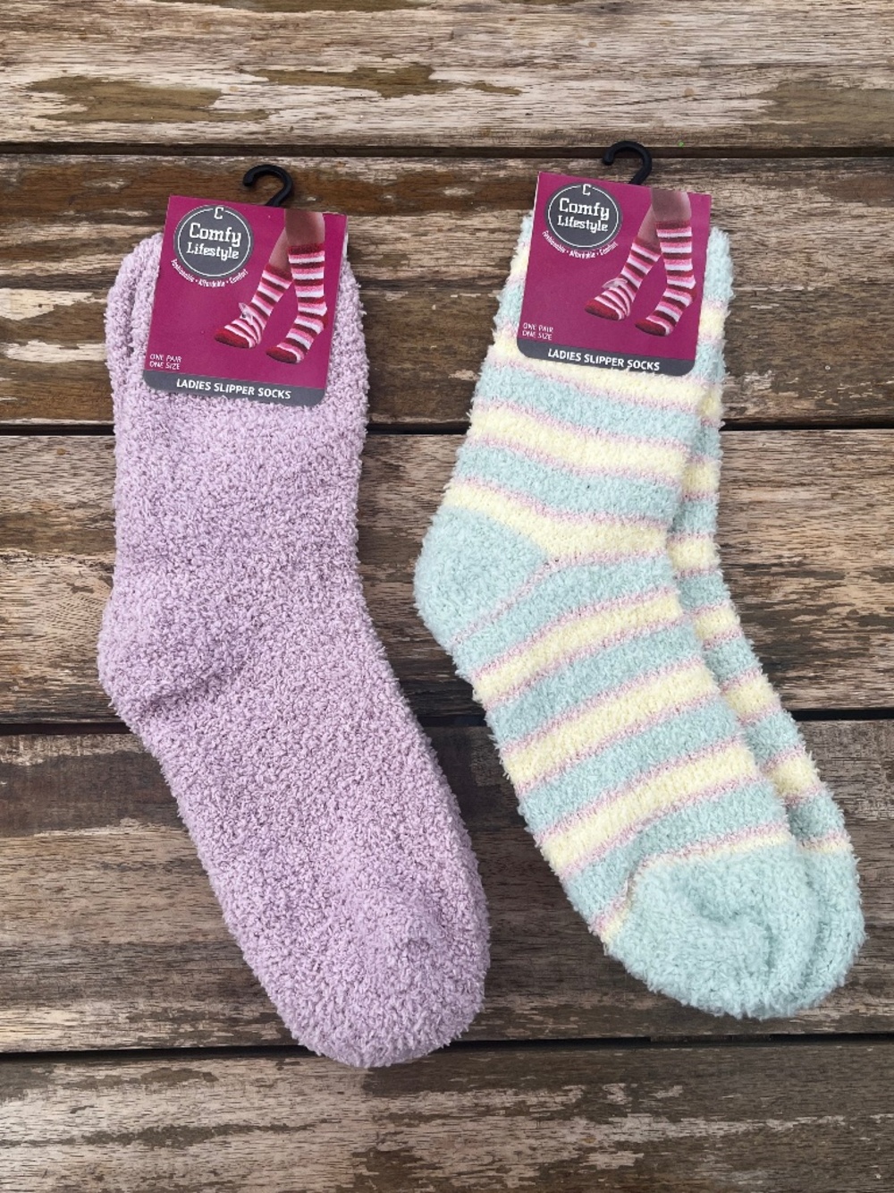 2 Pair Comfy Lifestyle Slipper Socks- New with Tags